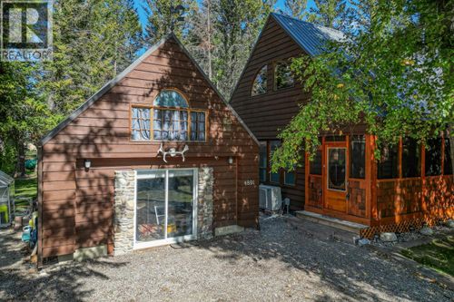 {{alt}} | Card Image