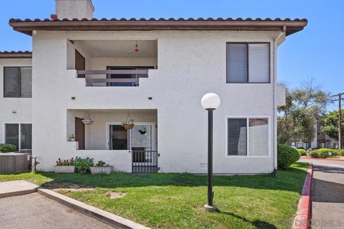 unit-1-2425 Cranston Dr, Escondido, CA, 92025-7055 | Card Image