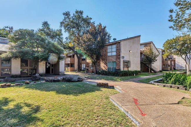 APT-1062 - 8110 Skillman St, Condo with 2 bedrooms, 2 bathrooms and null parking in Dallas TX | Image 11