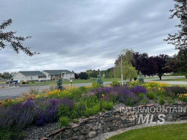 2554 E 3708 N, House other with 5 bedrooms, 4 bathrooms and 2 parking in Twin Falls ID | Image 7