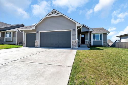 8617 E Chris St, Bel Aire, KS, 67226-6411 | Card Image