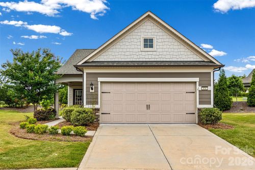 954 Sunrise Ln, Fort Mill, SC, 29715-8608 | Card Image