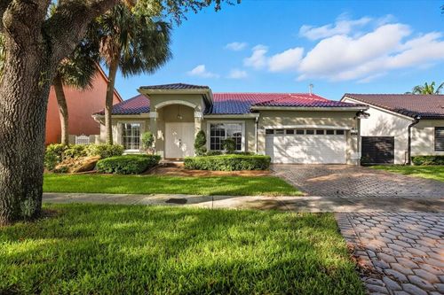 8994 Nw 187th St, Hialeah, FL, 33018-6270 | Card Image