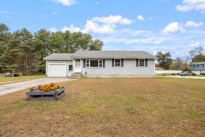 14 Circle Drive, House other with 3 bedrooms, 1 bathrooms and null parking in Hudson NH | Image 3