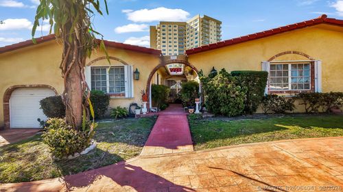 3304 Se 11th St, Pompano Beach, FL, 33062-6508 | Card Image