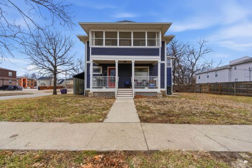 830 Moro St, Manhattan, KS, 66502-7869 | Card Image