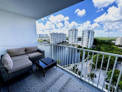 1611W - 2801 Ne 183rd St, Condo with 1 bedrooms, 1 bathrooms and null parking in Aventura FL | Image 2