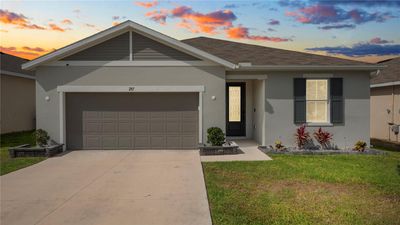 287 Lake Smart Circle, House other with 4 bedrooms, 3 bathrooms and null parking in Winter Haven FL | Image 1