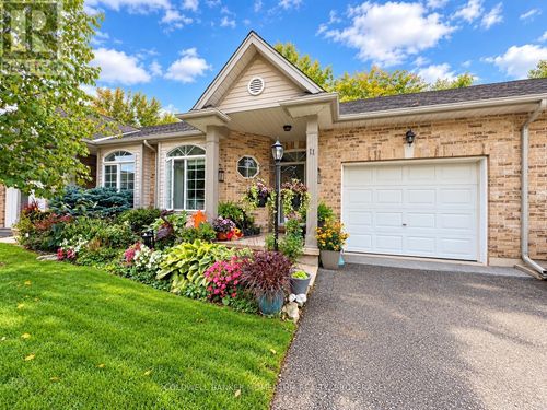 11-5200 Dorchester Rd, Niagara Falls, ON, L2E7M6 | Card Image
