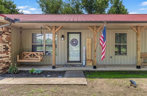 109 W 6th St, Amber, OK, 73004-5005 | Card Image