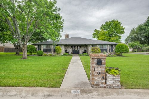 104 Brookview Dr, Decatur, TX, 76234-4218 | Card Image
