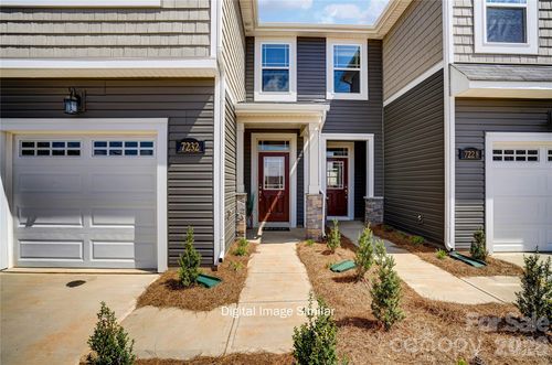 6041 Mallow Crossing Ln, Charlotte, NC, 28213-5246 | Card Image