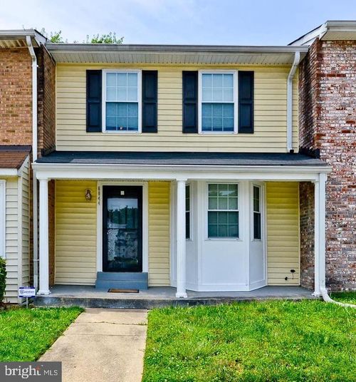 6044 Saint Moritz Dr, TEMPLE HILLS, MD, 20748-6418 | Card Image