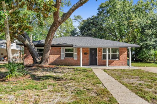 1616 Lewis Ave, Biloxi, MS, 39531-3408 | Card Image