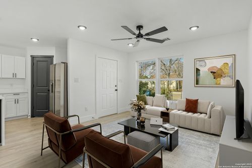 134 Elmo Ave, San Antonio, TX, 78225-2138 | Card Image