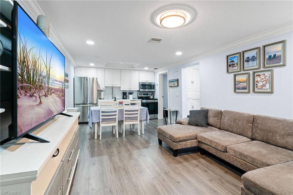 Residential in NAPLES
