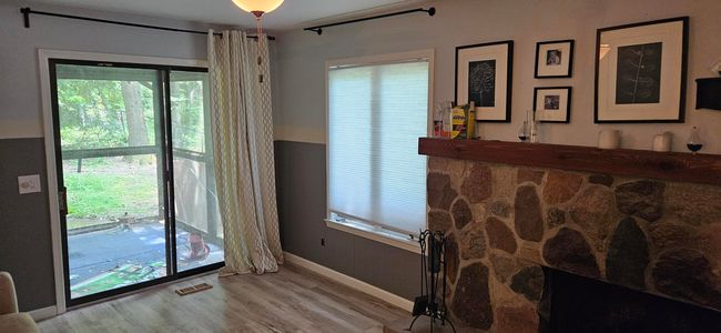 219 Walnut Woods Ct, House other with 3 bedrooms, 2 bathrooms and null parking in Plainwell MI | Image 5