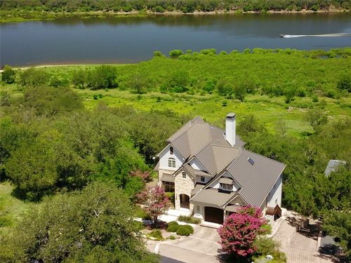 633 Wesley Ridge Dr, Spicewood, TX, 78669-9168 | Card Image