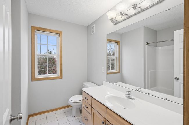 7539 12 Th St N, Townhouse with 3 bedrooms, 3 bathrooms and null parking in Oakdale MN | Image 20
