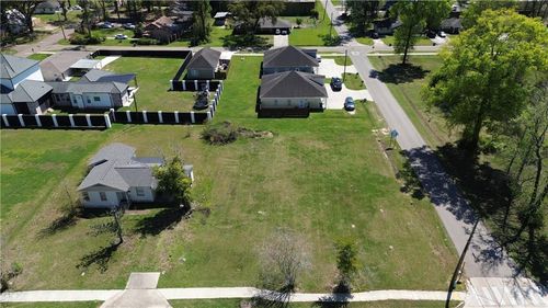 909 W Morris Ave, Hammond, LA, 70403-4031 | Card Image