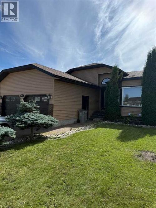 9617 64 Ave, Grande Prairie, AB, T8W2B2 | Card Image