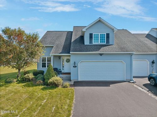18A Pointe West Dr, Halfmoon, NY, 12065 | Card Image