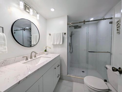 203-8021 N Sunrise Lakes Dr, Sunrise, FL, 33322-1673 | Card Image