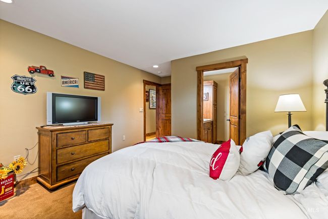22 Francois Ct, House other with 4 bedrooms, 4 bathrooms and 2 parking in Donnelly ID | Image 30