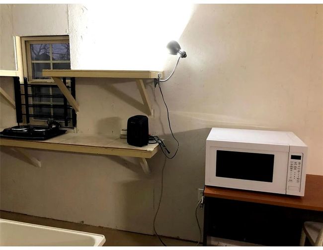 Microwave | Image 17