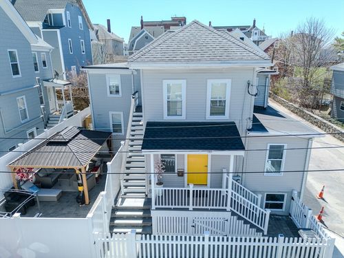 27 Addison St, Gloucester, MA, 01930-3564 | Card Image