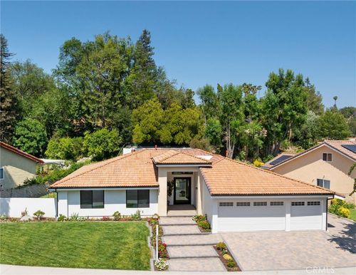 5100 Orrville Ave, Woodland Hills, CA, 91367-5748 | Card Image