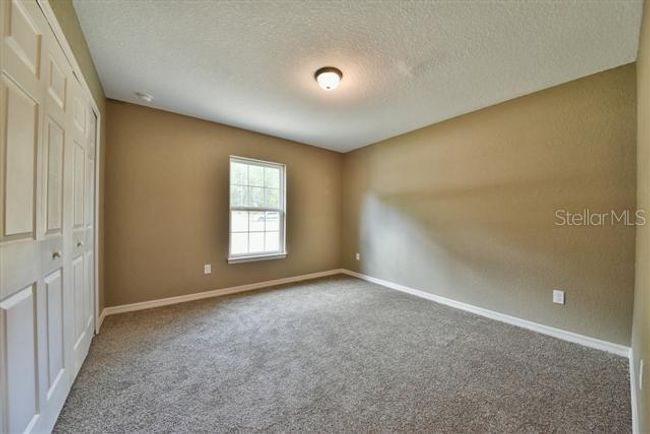 13609 Sw 79 Th Terrace Rd, House other with 3 bedrooms, 2 bathrooms and null parking in OCALA FL | Image 13
