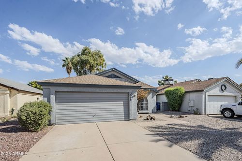 3946 W Cindy St, Chandler, AZ, 85226-3879 | Card Image