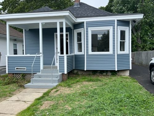 297 Harrington Ave, Warwick, RI, 02888-2450 | Card Image