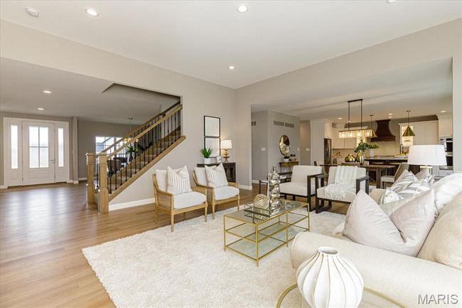 Photo representation of similar home. Some features shown may be optional. | Image 12