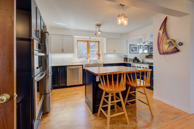 9 Grays Lane, House other with 5 bedrooms, 2 bathrooms and 2 parking in Gananoque ON | Image 29