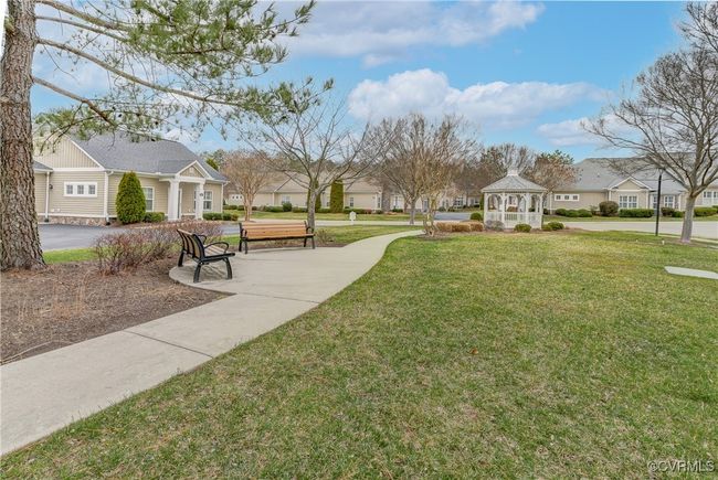 10922 Lantern Way, Condo with 3 bedrooms, 2 bathrooms and null parking in North Chesterfield VA | Image 8