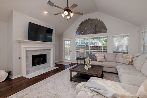 8712 Dayton Dr, Lantana, TX, 76226-6557 | Card Image