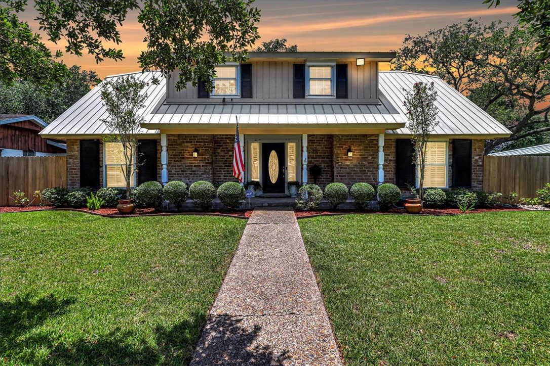 Camden Pl, Corpus Christi, TX 78412