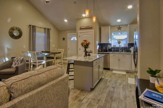 222 Lighthouse, House other with 3 bedrooms, 2 bathrooms and null parking in Canyon Lake TX | Image 6