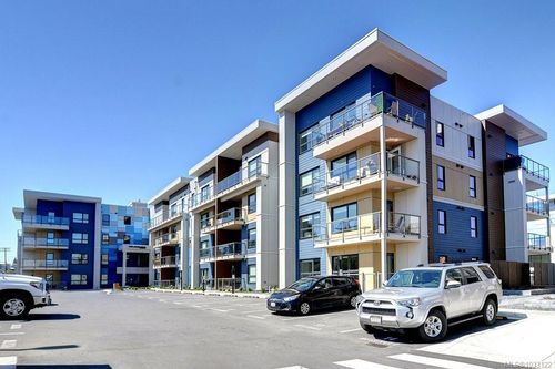 313-140 Jensen Ave, Parksville, BC, V9P0H7 | Card Image