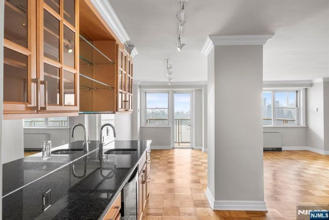 6600 Kennedy Blvd E, House attached with 4 bedrooms, 3 bathrooms and null parking in West New York NJ | Image 16