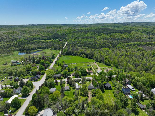 667280 20 Sideroad, House other with 5 bedrooms, 3 bathrooms and 6 parking in Mulmur ON | Image 6