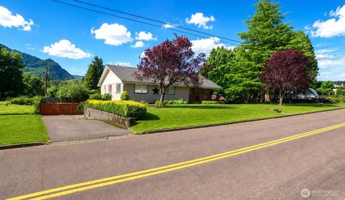 676 Adams Ave, Morton, WA, 98356-2002 | Card Image
