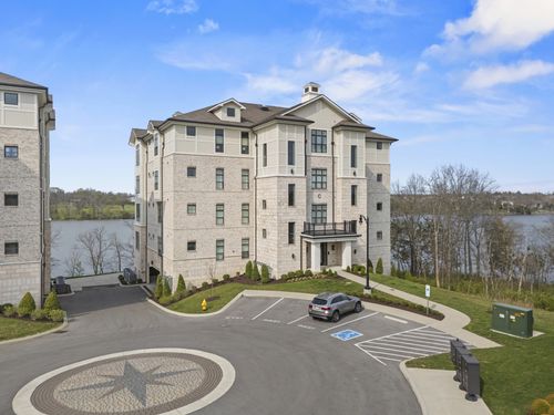 unit-c302-1024 Club View Dr, Gallatin, TN, 37066-2077 | Card Image