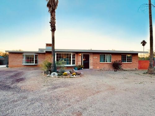 1981 W Khaibar Pl, Tucson, AZ, 85704-1270 | Card Image