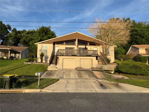 171 Sunnyside Dr, Clermont, FL, 34711-3182 | Card Image