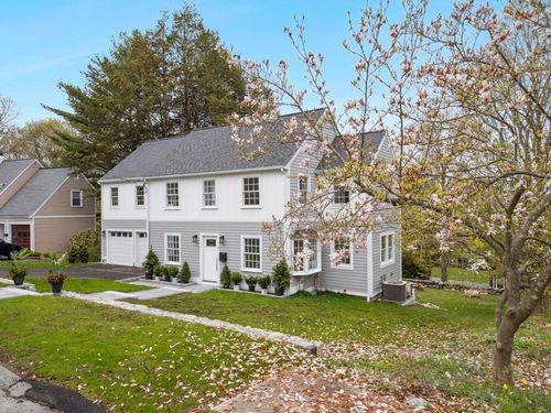 9 Richard Rd, Lexington, MA, 02421-5812 | Card Image