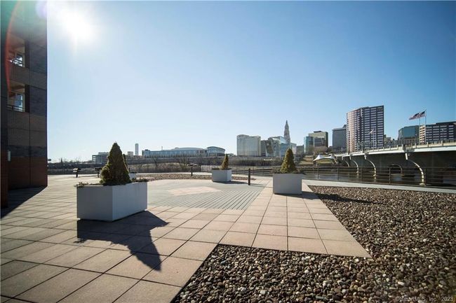 APT-403 - 235 E River Dr, Condo with 3 bedrooms, 2 bathrooms and null parking in East Hartford CT | Image 31