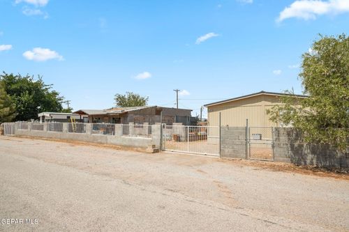 3670 Whitetail Deer Drive, El Paso, TX, 79938 | Card Image